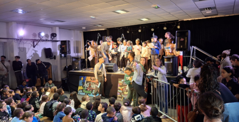 Enfants qui chantent