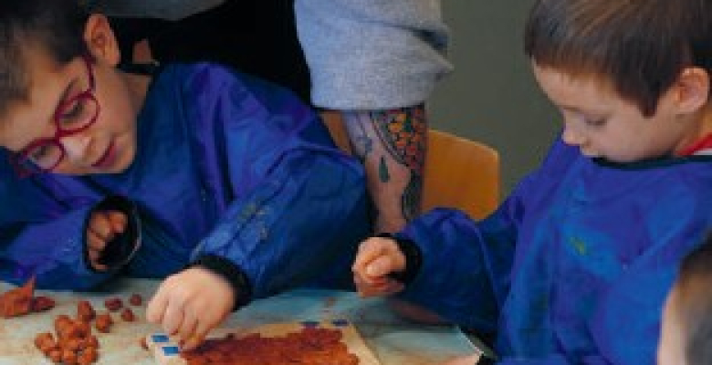 Création de Pousse-pouce, le petit fantôme de l'escalier